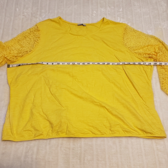 Avon Yellow Lace Sleeve Top - Picture 13 of 16